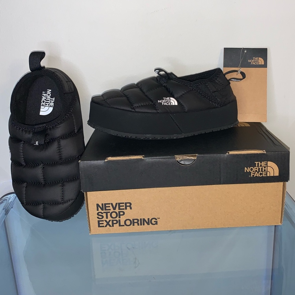 The North Face Youth ThermoBall Traction Mule II – Black – NWT – Size 13